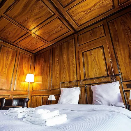 La Grande Maison 4*